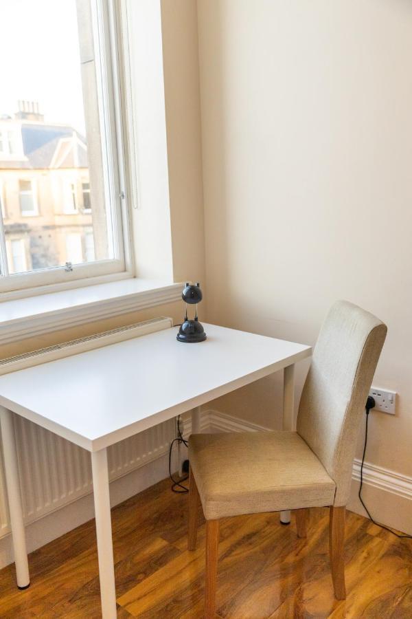 New 2 Bed Apartment With Stunning Views Of Arthur Seat Mountain 에든버러 외부 사진