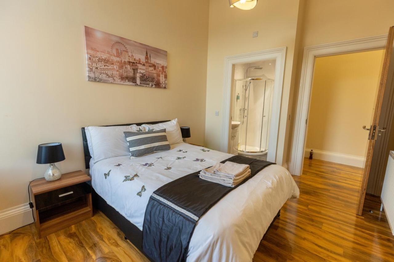 New 2 Bed Apartment With Stunning Views Of Arthur Seat Mountain 에든버러 외부 사진